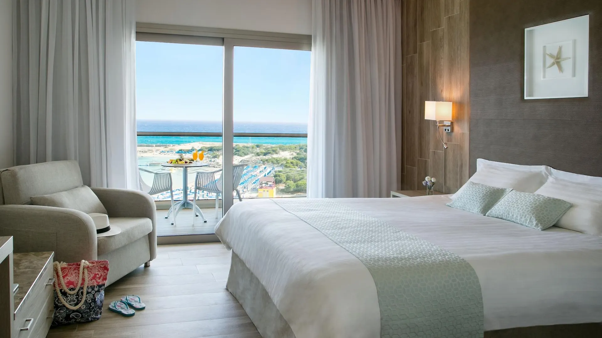 Asterias Beach Hotel Ayia Napa 4*,