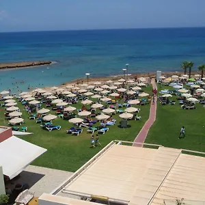 Polyxenia Isaak Luxury And Apartment Protaras
